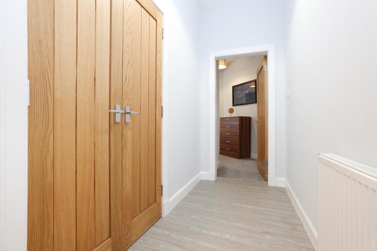 Stunning 2 Bed Apt Nr The Royal Mile & The Castle Edinburgh Exterior photo
