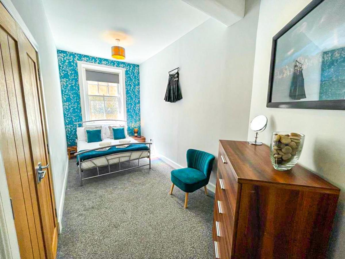 Stunning 2 Bed Apt Nr The Royal Mile & The Castle Edinburgh Exterior photo