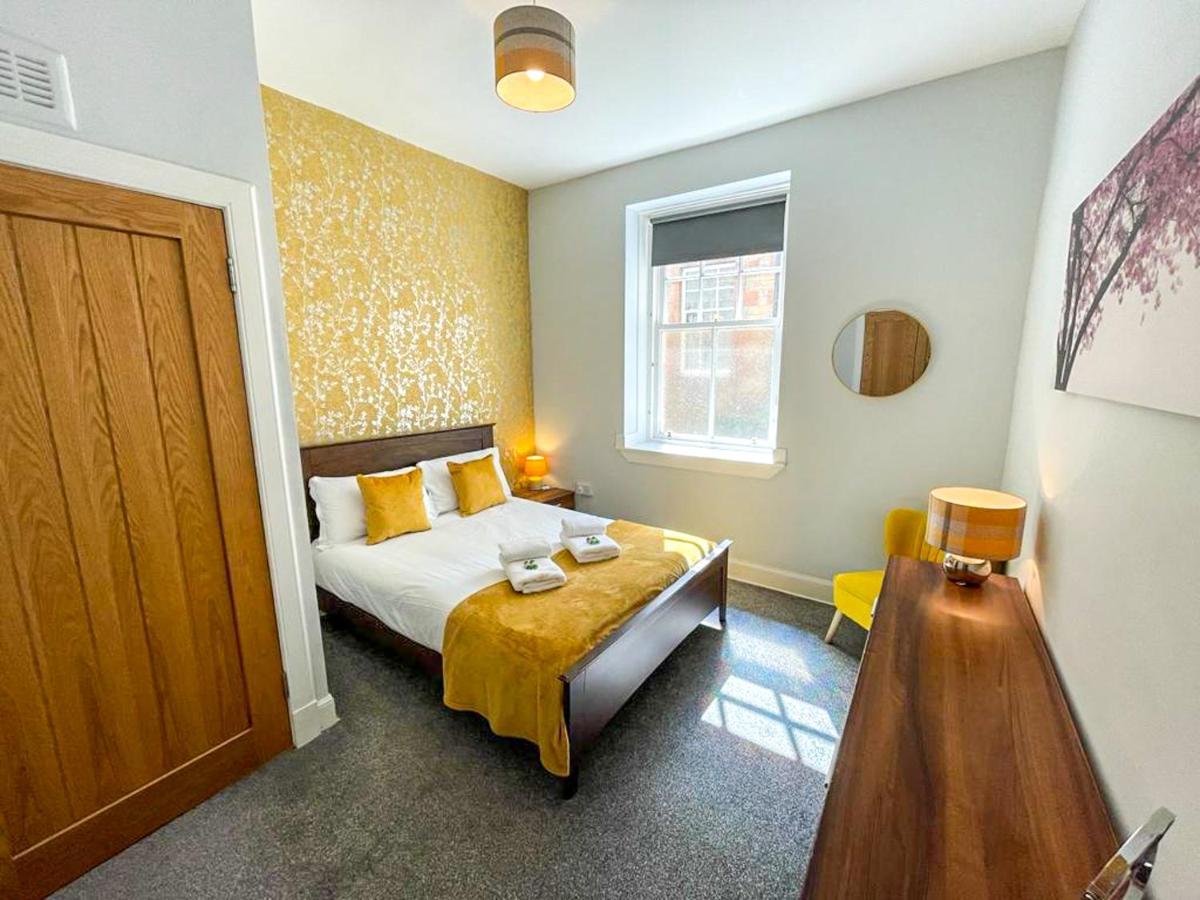 Stunning 2 Bed Apt Nr The Royal Mile & The Castle Edinburgh Exterior photo